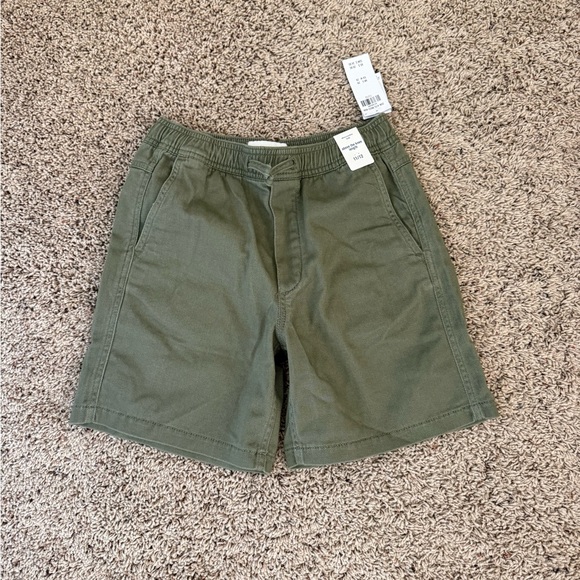 abercrombie kids Other - Abercrombie Kids Olive Green Flat Front Shorts